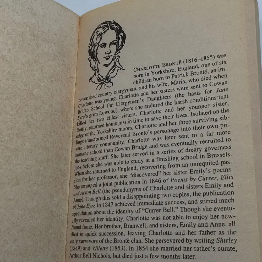 Jane Eyre Charlotte Bronte Signet Classic Paperback Novel Literary Fiction